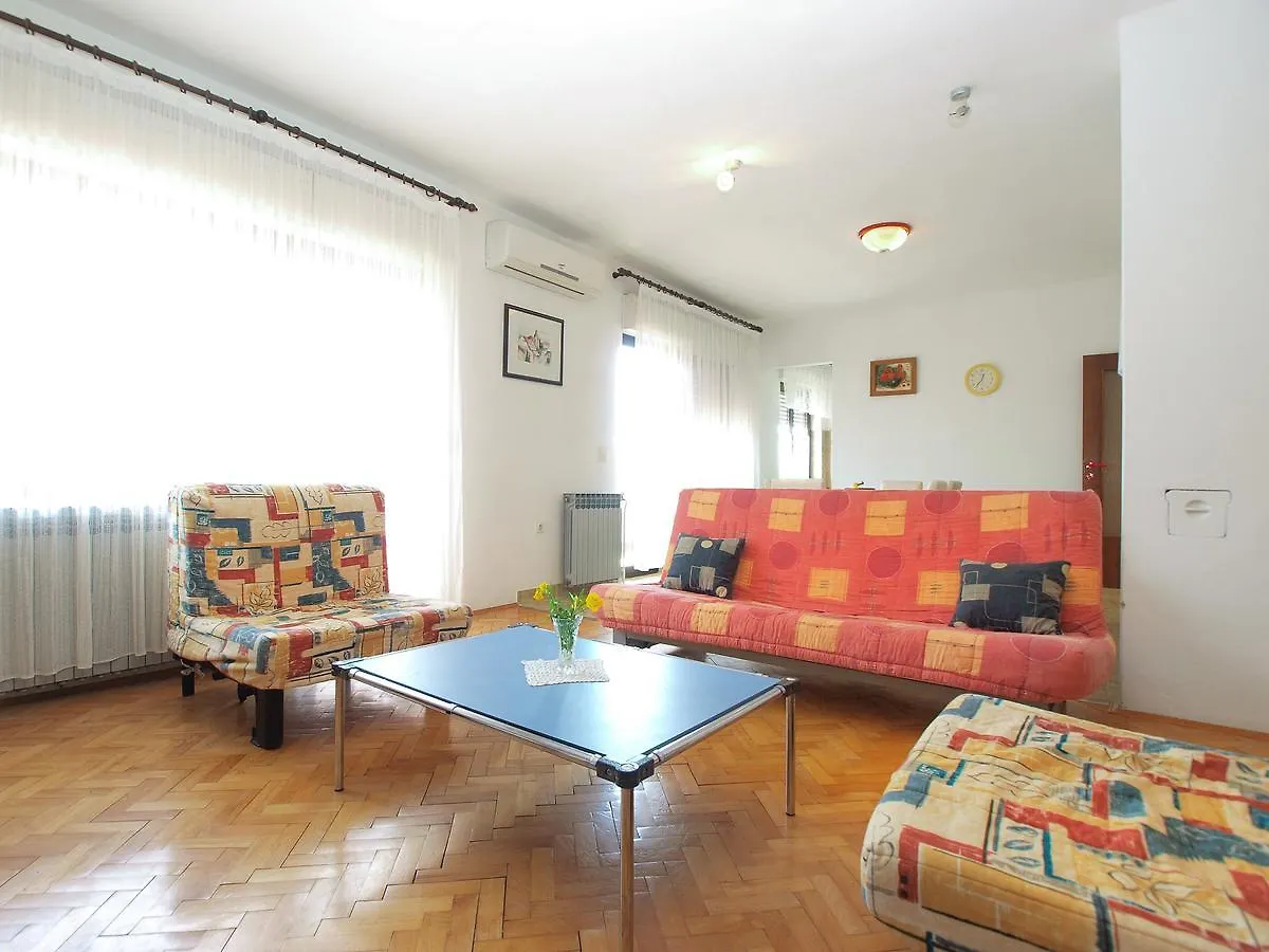 Apartment Zvonko 1565 Medulin Croatia