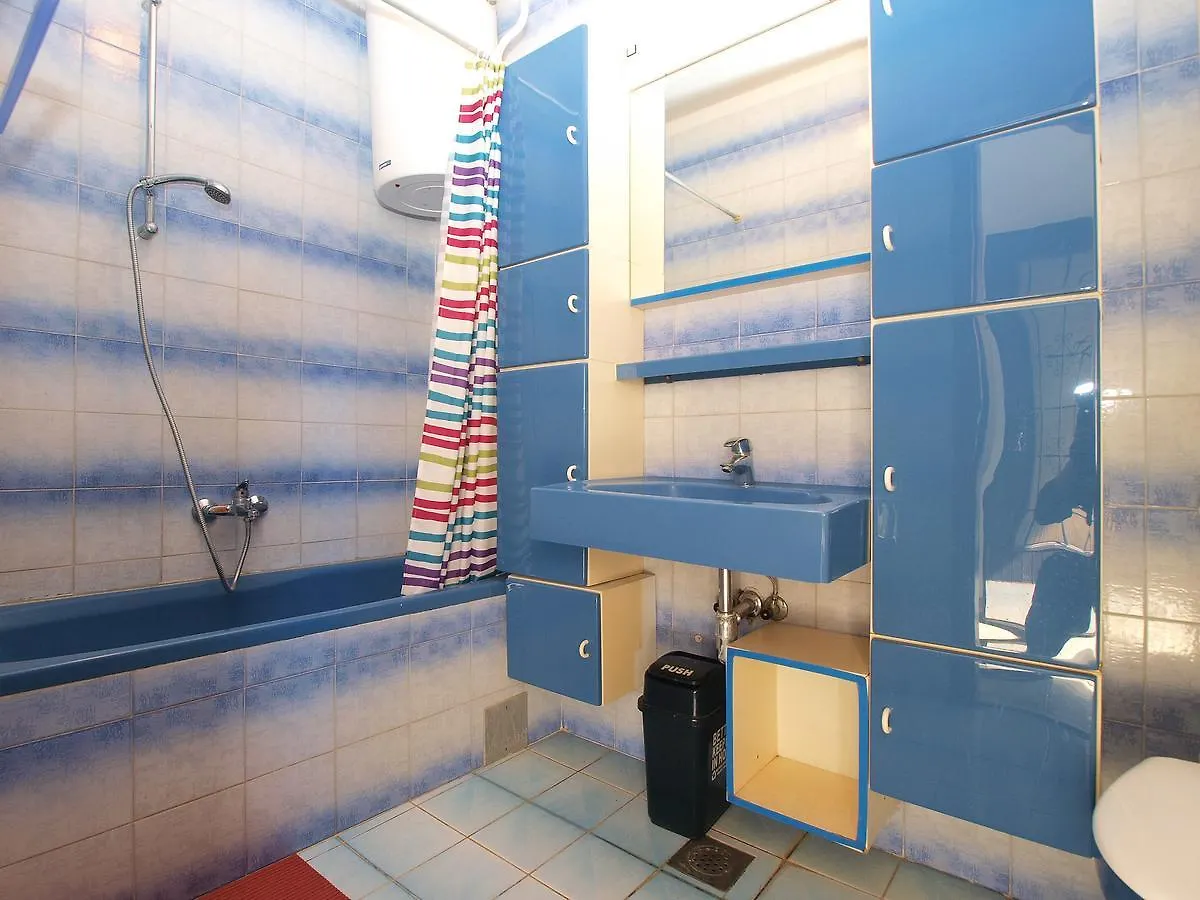 Apartment Zvonko 1565 Medulin