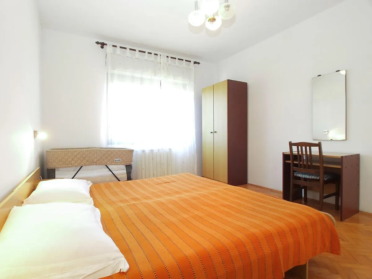 Apartment Zvonko 1565 Medulin Croatia
